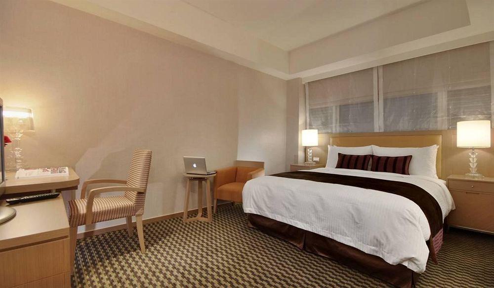 Tokyo International Hotel Taipei Esterno foto