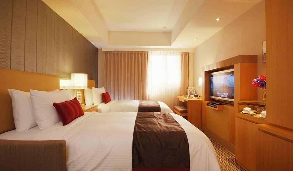 Tokyo International Hotel Taipei Esterno foto